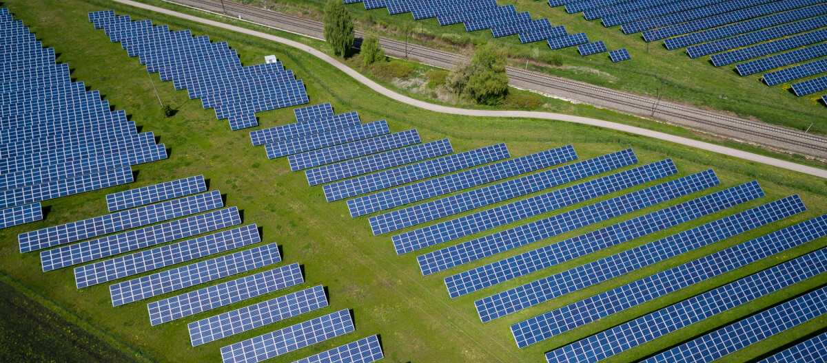 Die Zukunft der Energie: Wie die Fortschritte bei den erneuerbaren Energien das Stromnetz revolutionieren