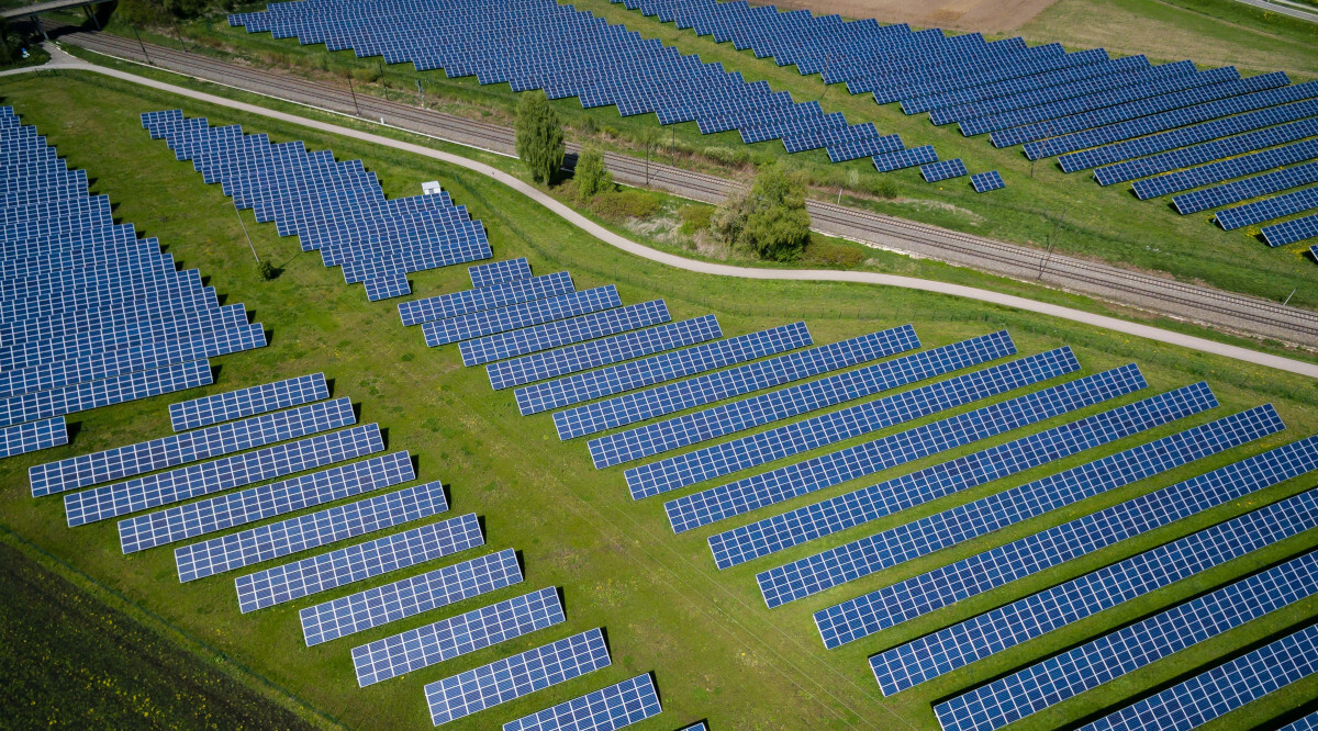 Die Zukunft der Energie: Wie die Fortschritte bei den erneuerbaren Energien das Stromnetz revolutionieren